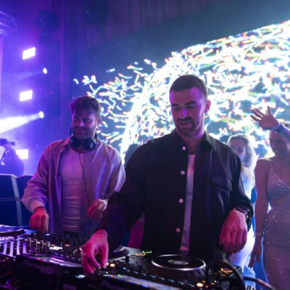 Source-supplied image for: 14 hospitalised at Chainsmokers gig in California